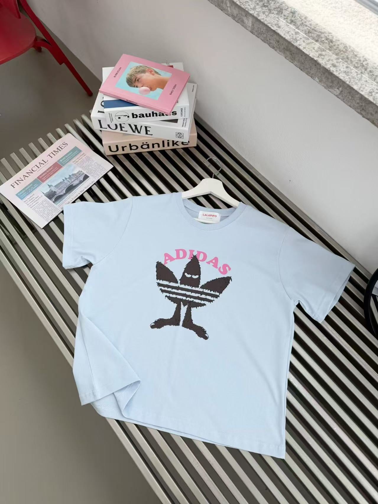 韓國直送Mischief Trefoil Tee