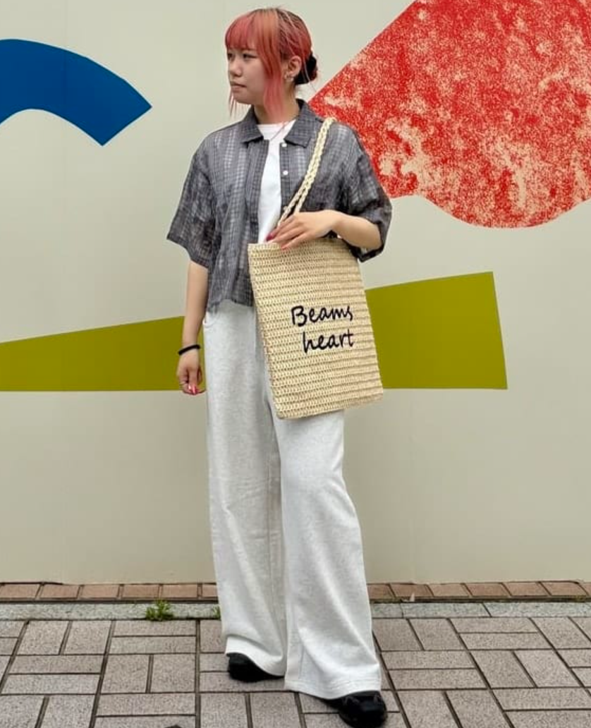 日本直送BEAMS HEART Paper Logo Embroidered Tote Bag