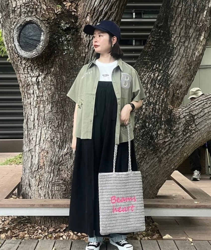 日本直送BEAMS HEART Paper Logo Embroidered Tote Bag