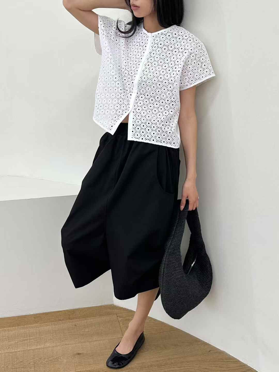 Korea Direct Amélie Floral Eyelet Shirt