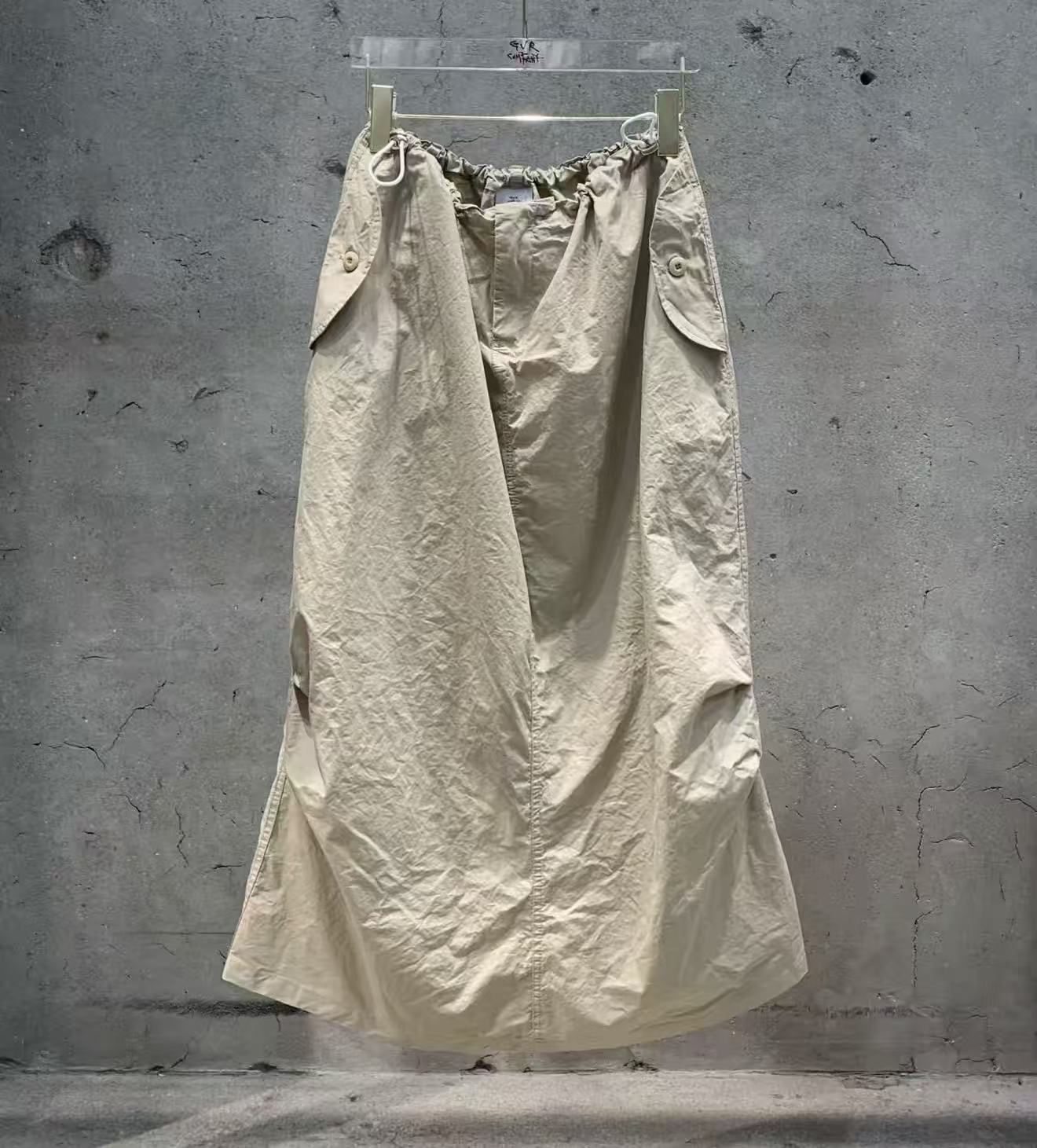 Korean Direct Delivery Tracks "Inverted Graphic Tee / Skirt