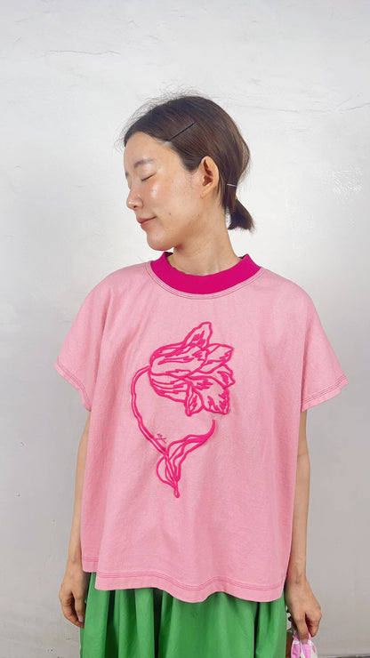 韓國直送City Girl Slouchy Floral Tee