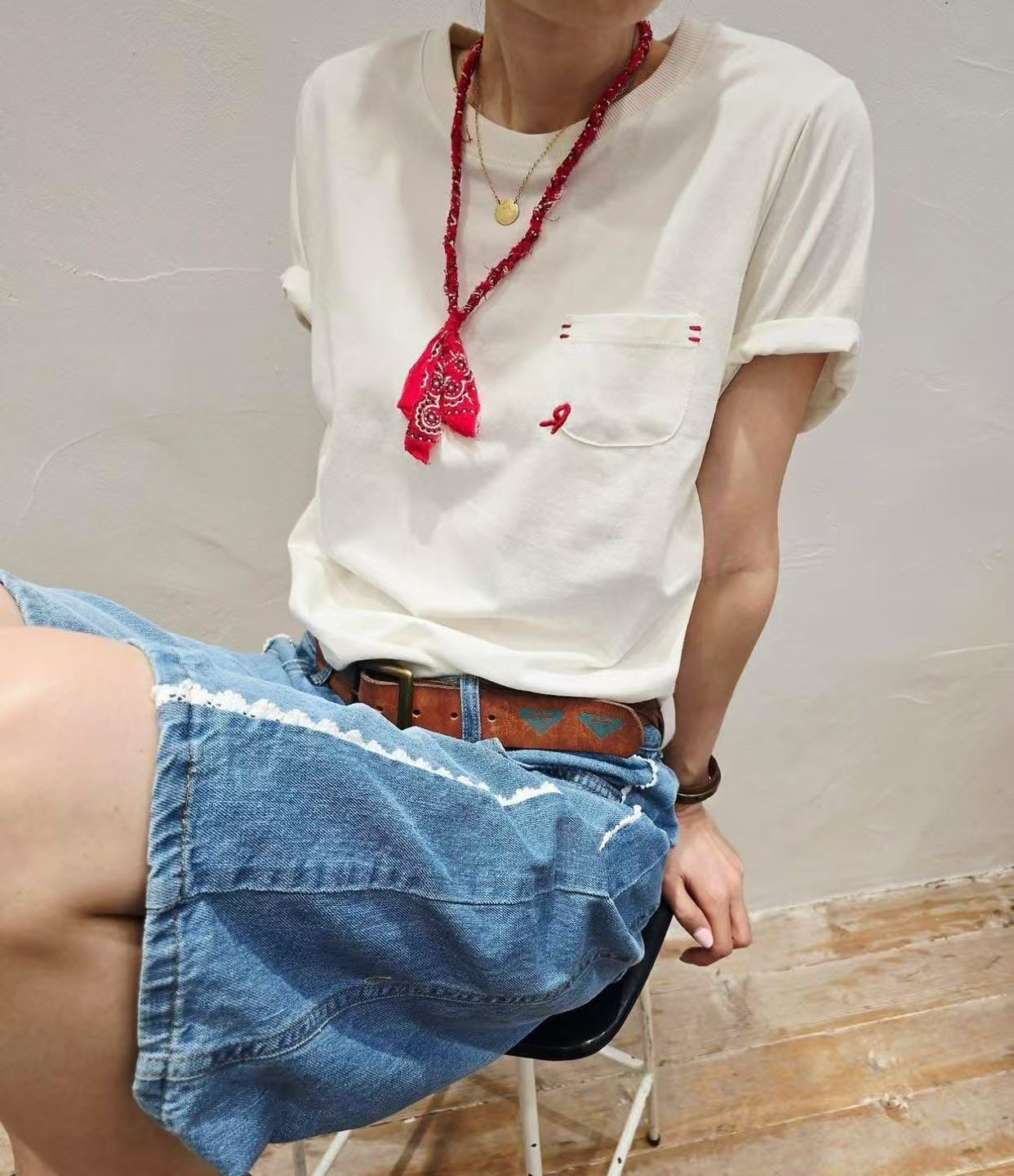 韓國直送Contrast Hand-Stitch Pocket Tee