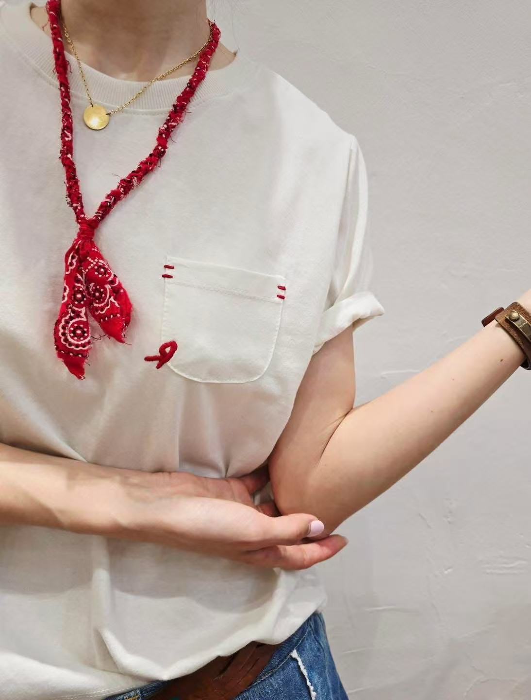 韓國直送Contrast Hand-Stitch Pocket Tee