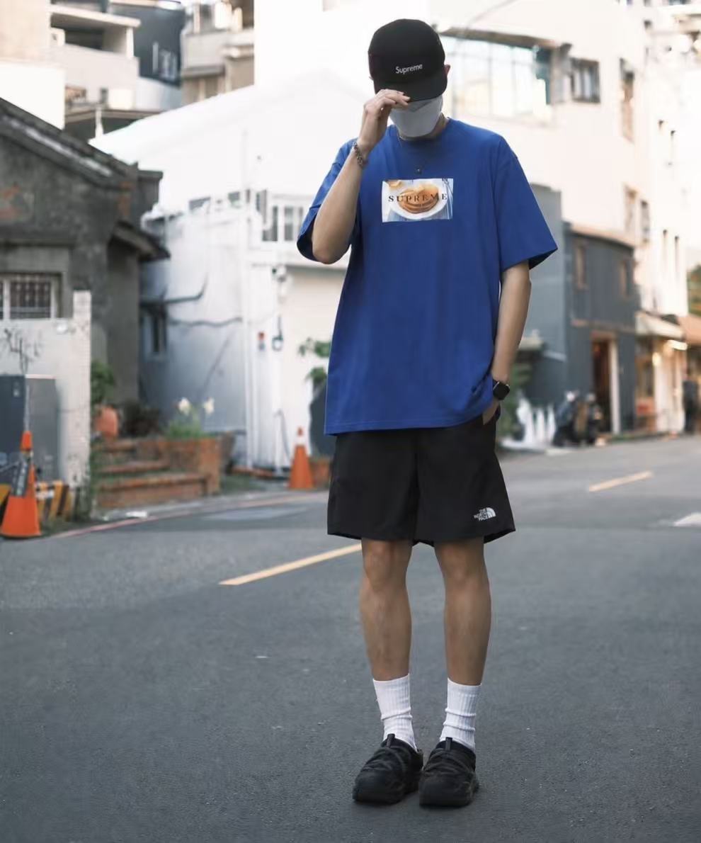 韓國直送TNF Essence Shorts