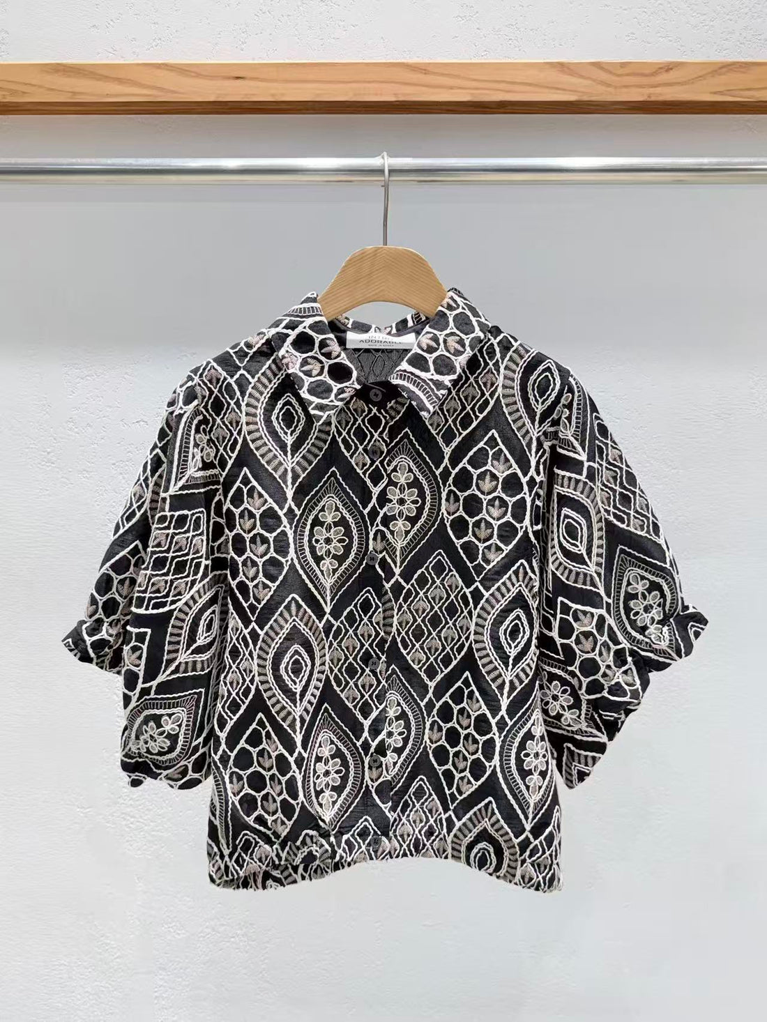 韓國直送Boho Lattice Embroidery Shirt