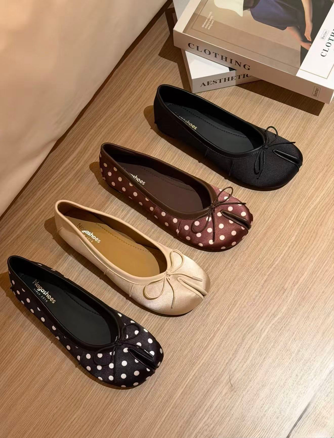 Tabi Style Doll Shoes With Bows