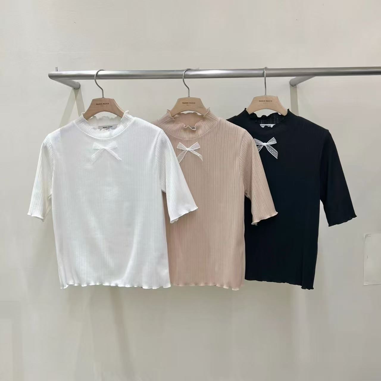 韓國直送Sweet Ribbon Knit Top / Denim Pants
