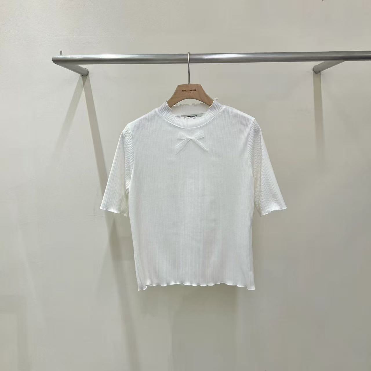 韓國直送Sweet Ribbon Knit Top / Denim Pants