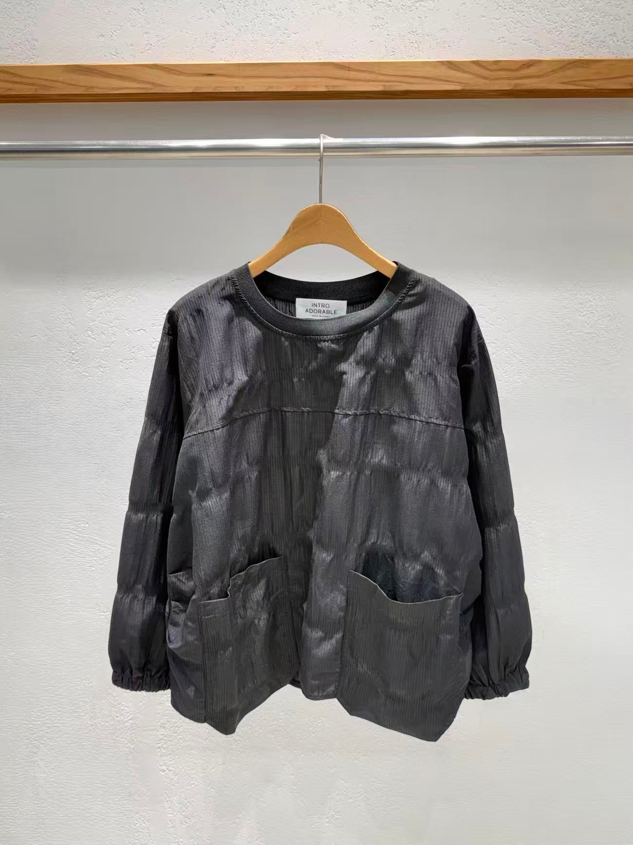 Korean-Direct Textured Crinkle Pocket Top