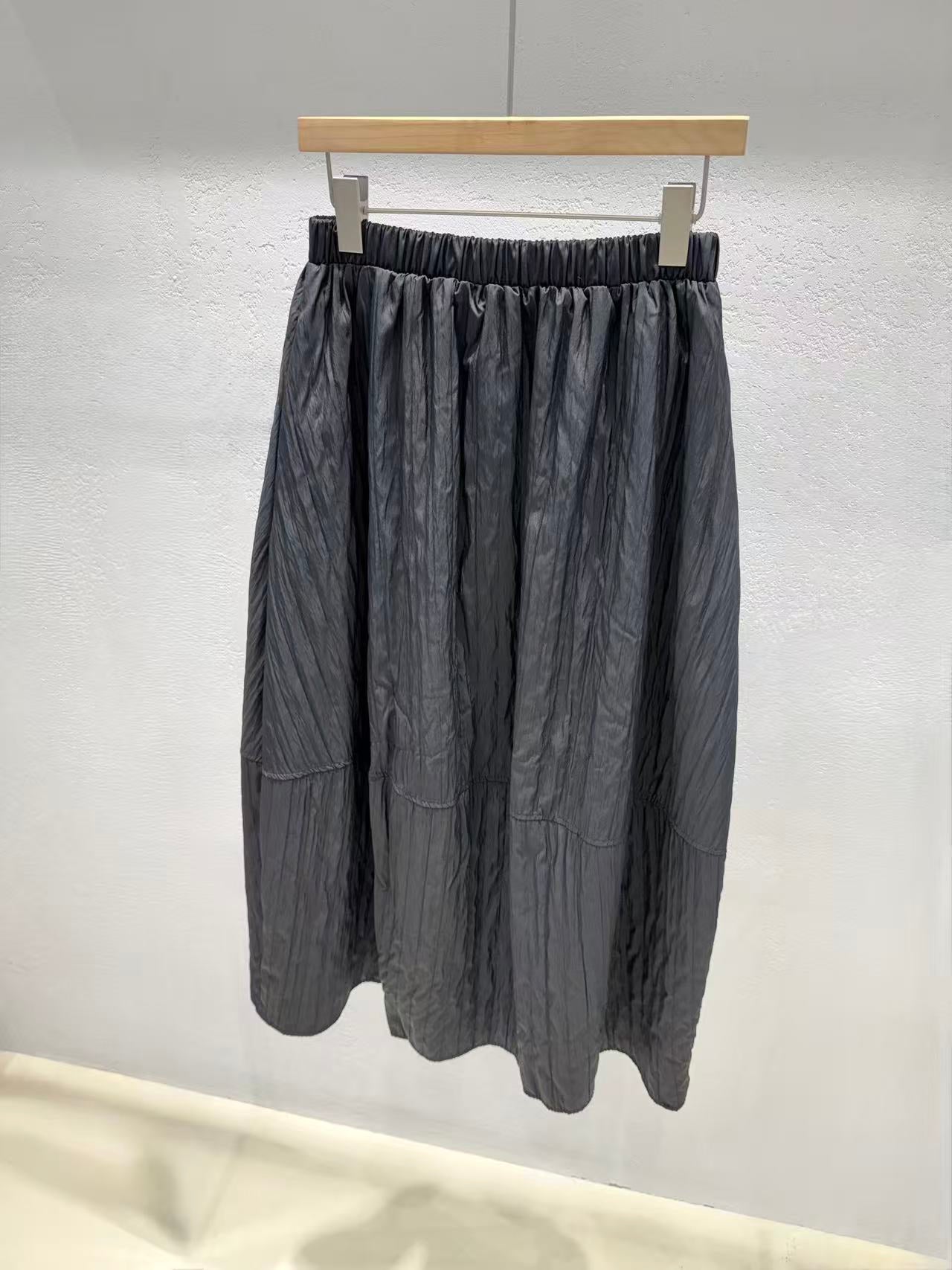 韓國直送 Glossy Crinkle Maxi Skirt