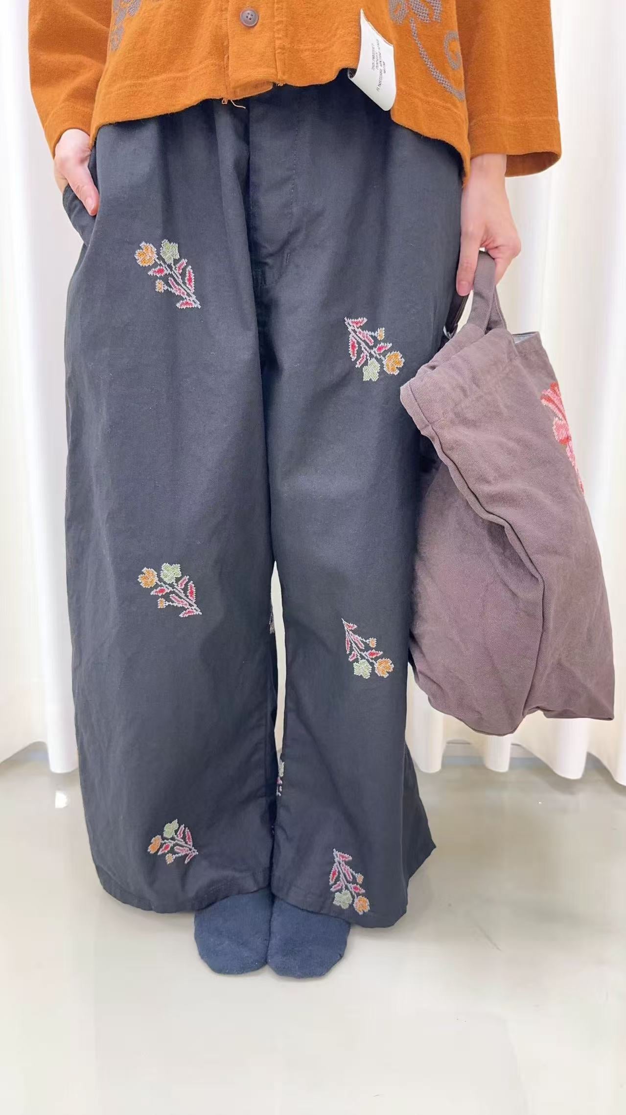 韓國直送V-Neck Floral Embroidered Cardigan /Pants