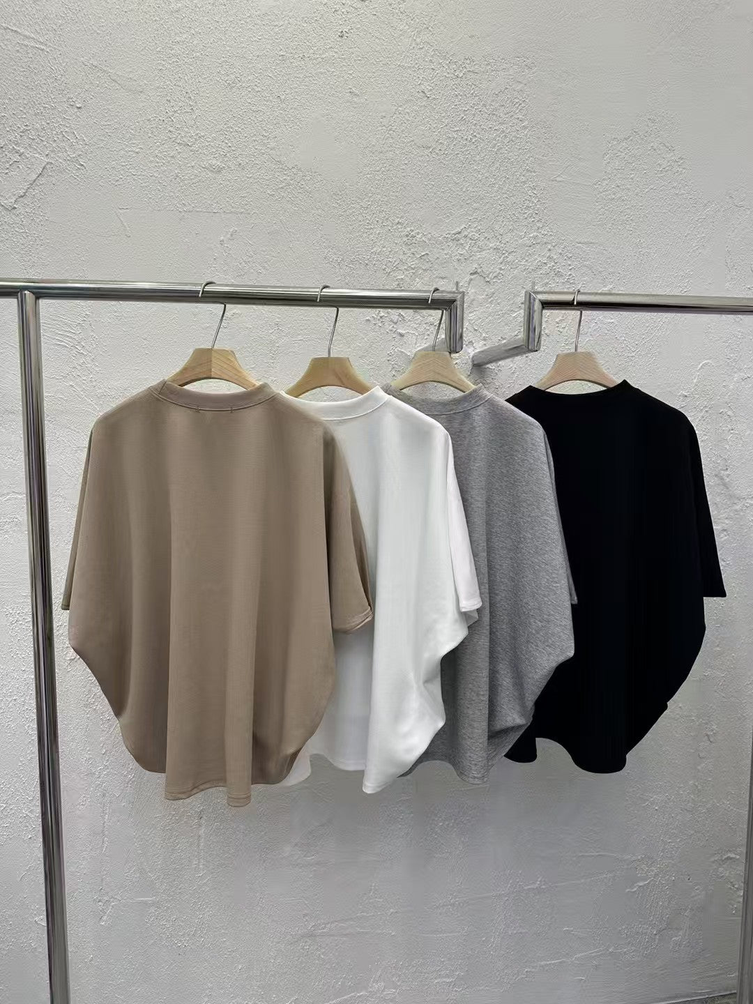 韓國直送Asymmetric Loose Raglan Tee / Shorts