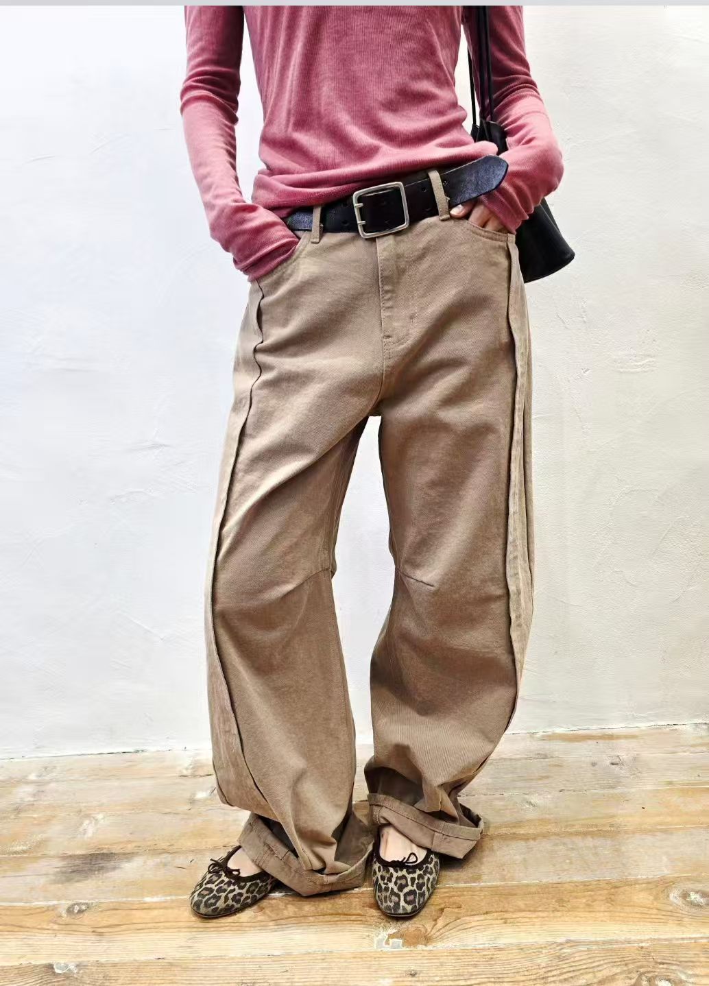 韓國直送Side-Pleated Curved Wide-Leg Pants