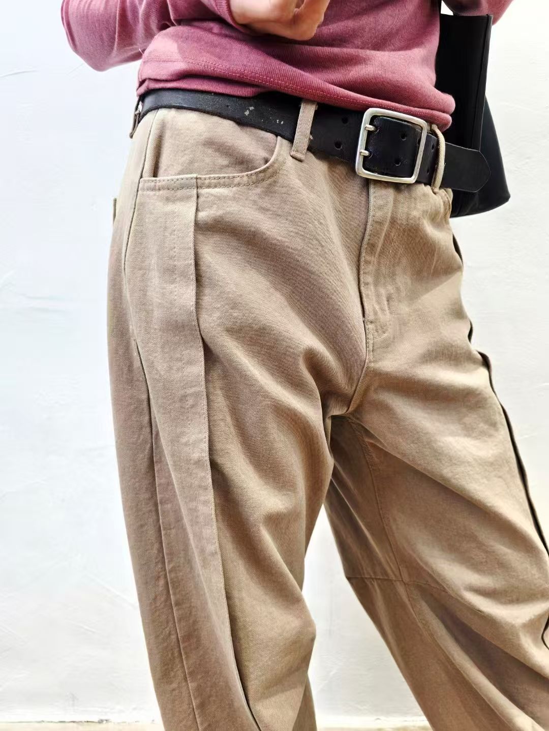 韓國直送Side-Pleated Curved Wide-Leg Pants
