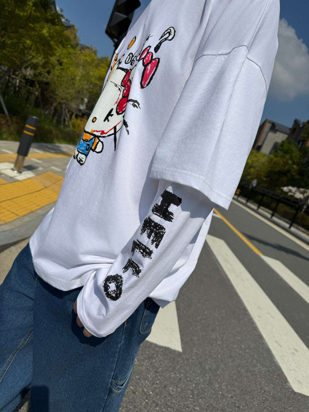 韓國直送PLUS 82 HIYA Graffiti Kitty  Long Sleeve