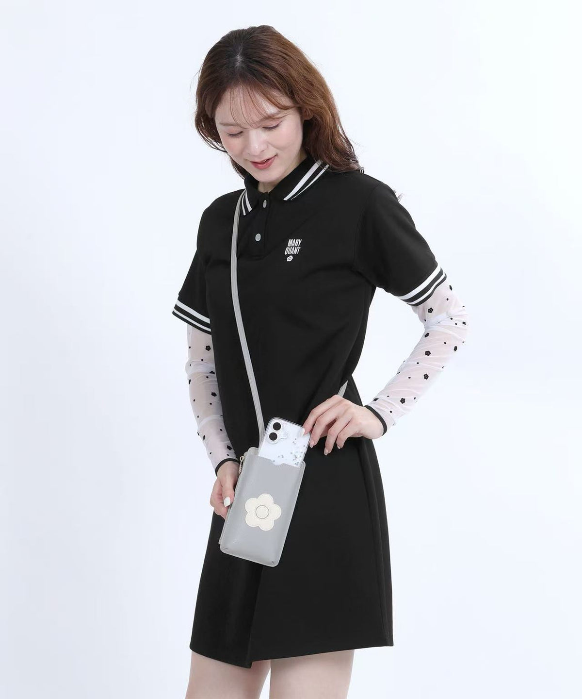 日本直送Mary Quant Daisy Patch Mobile Shoulder Bag