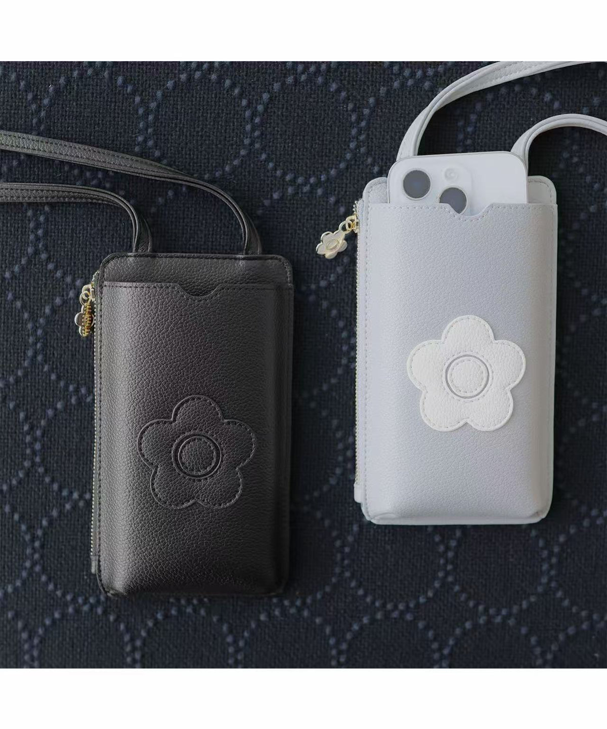 日本直送Mary Quant Daisy Patch Mobile Shoulder Bag