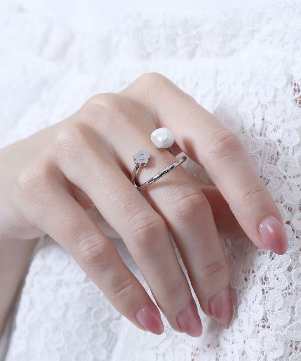 Mary Quant Baroque Pearl Ring, direct from Japan
