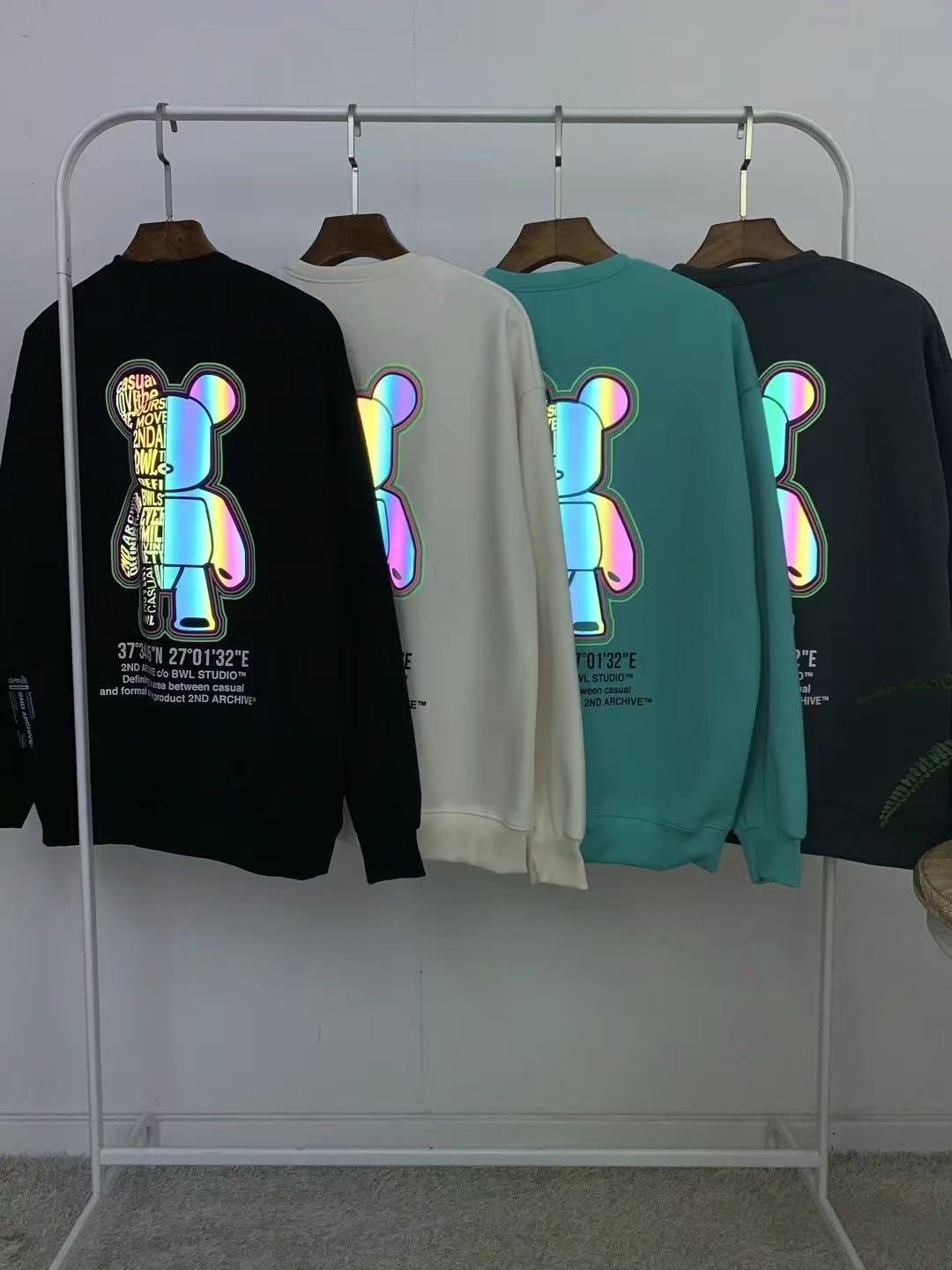 韓國直送🇰🇷 2ND ARCHIVE Aurora Half Bear Sweatshirt HLY & CHOCCICO