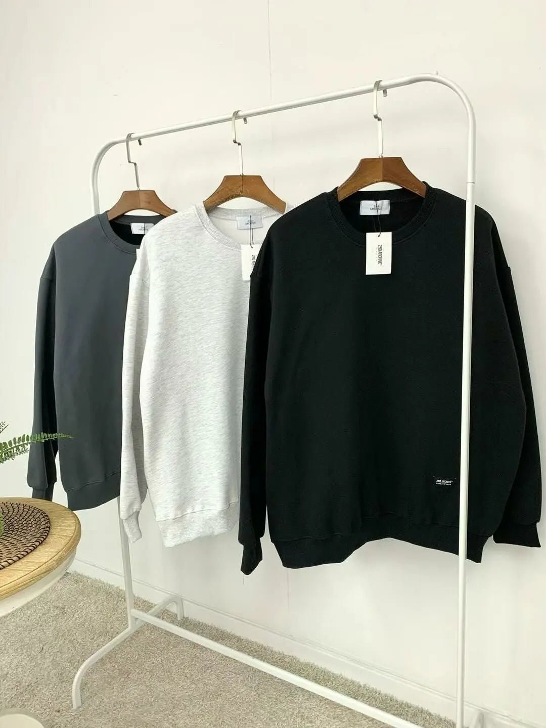 韓國直送🇰🇷 2ND ARCHIVE Basic Padded Sweatshirt - HLY & CHOCCICO