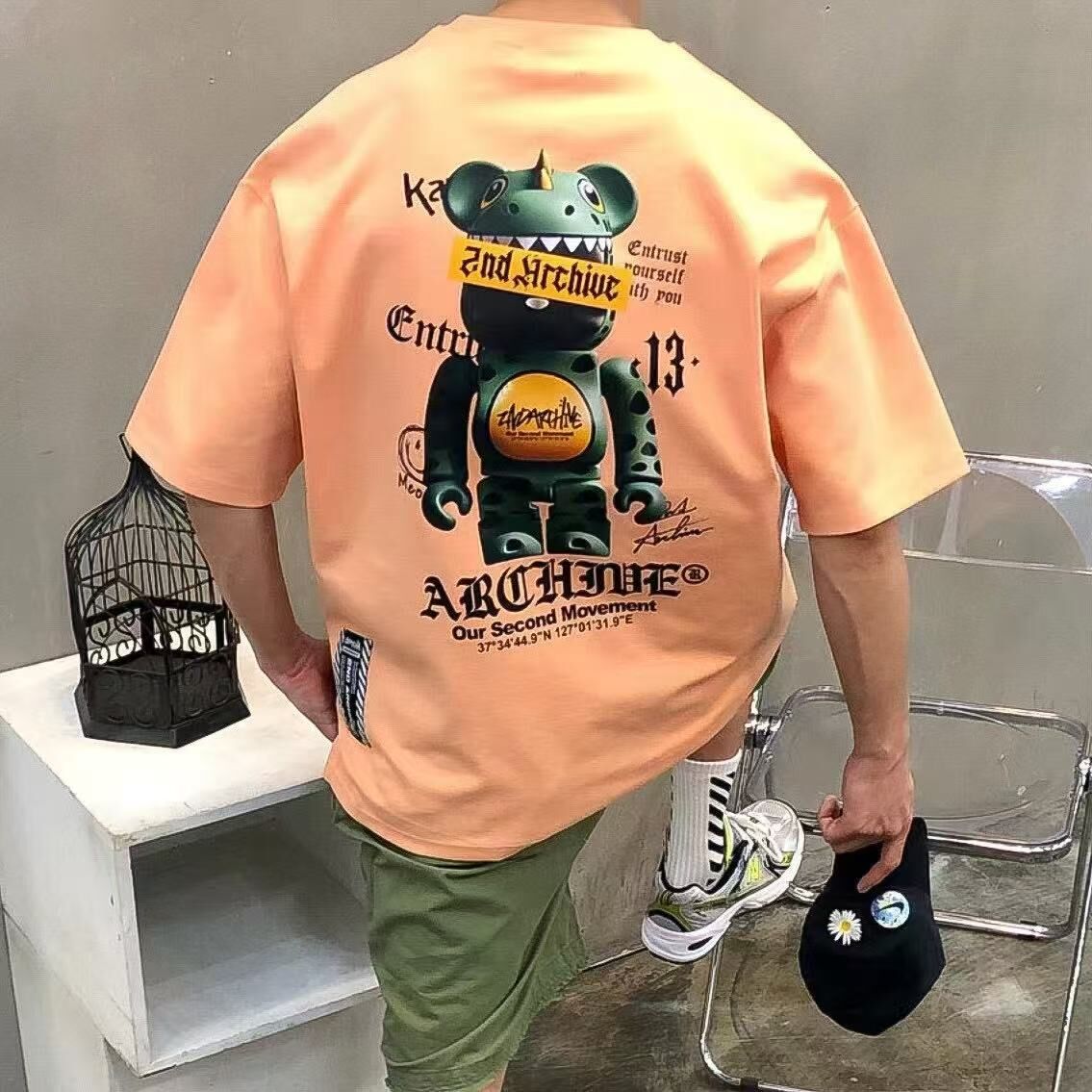 韓國直送 2ND ARCHIVE Dinosaur Terry Bear Graffiti T-shirt - HLY & CHOCCICO