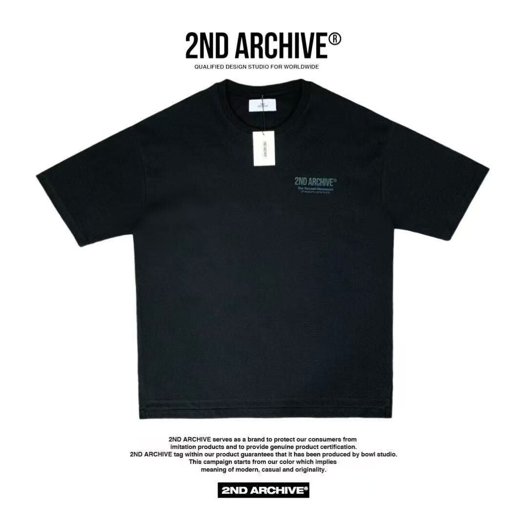 韓國直送 2ND ARCHIVE Second Embossed Logo Short Tee - HLY & CHOCCICO