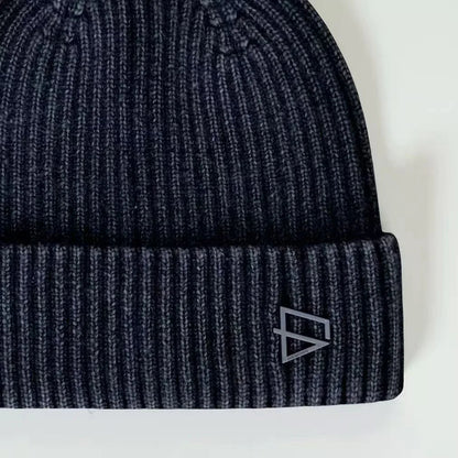 韓國直送 2ND ARCHIVE Stone Washing Cuff Beanie - HLY &amp; CHOCCICO