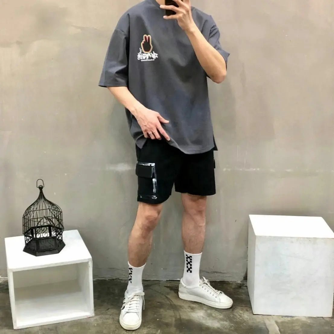 韓國直送🇰🇷 2ND ARCHIVE V Finger Tee -3 Color HLY & CHOCCICO