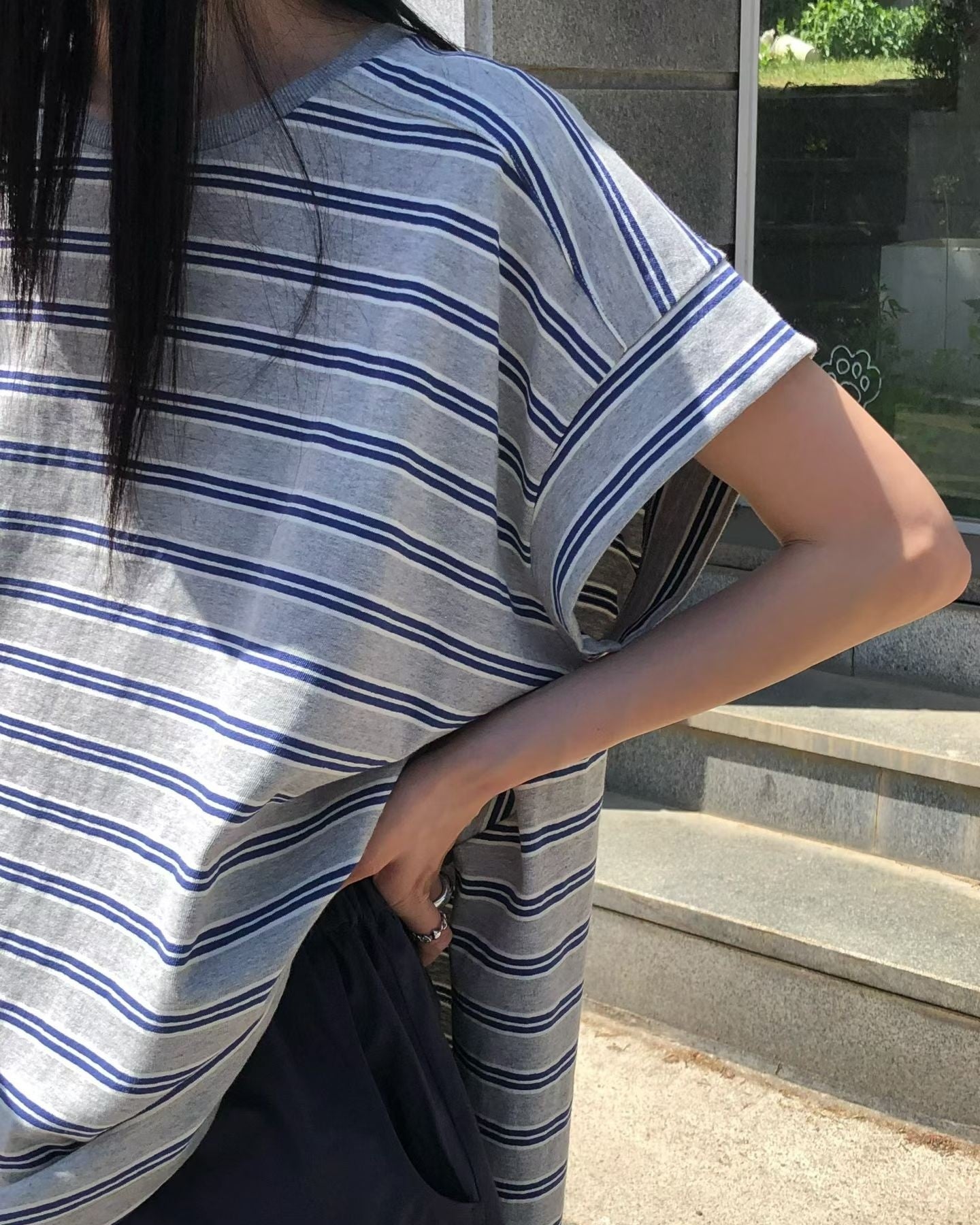 韓國直送Linear Flow Top