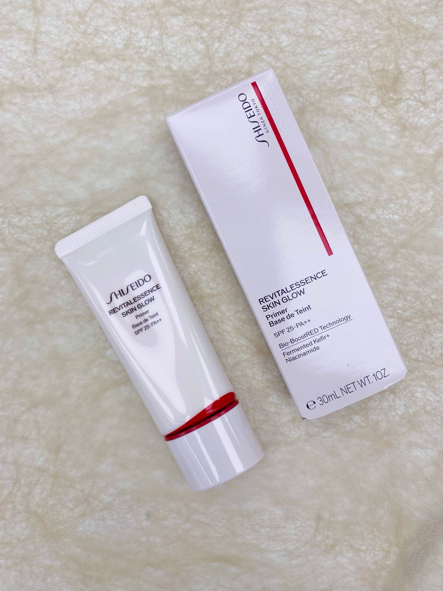新版SHISEIDO REVITALESSENCE SKIN GLOW Primer Base de Teint SPF 25 PA++ 資生堂亮膚粧前乳/養膚光澤修護精華底霜 - HLY & CHOCCICO