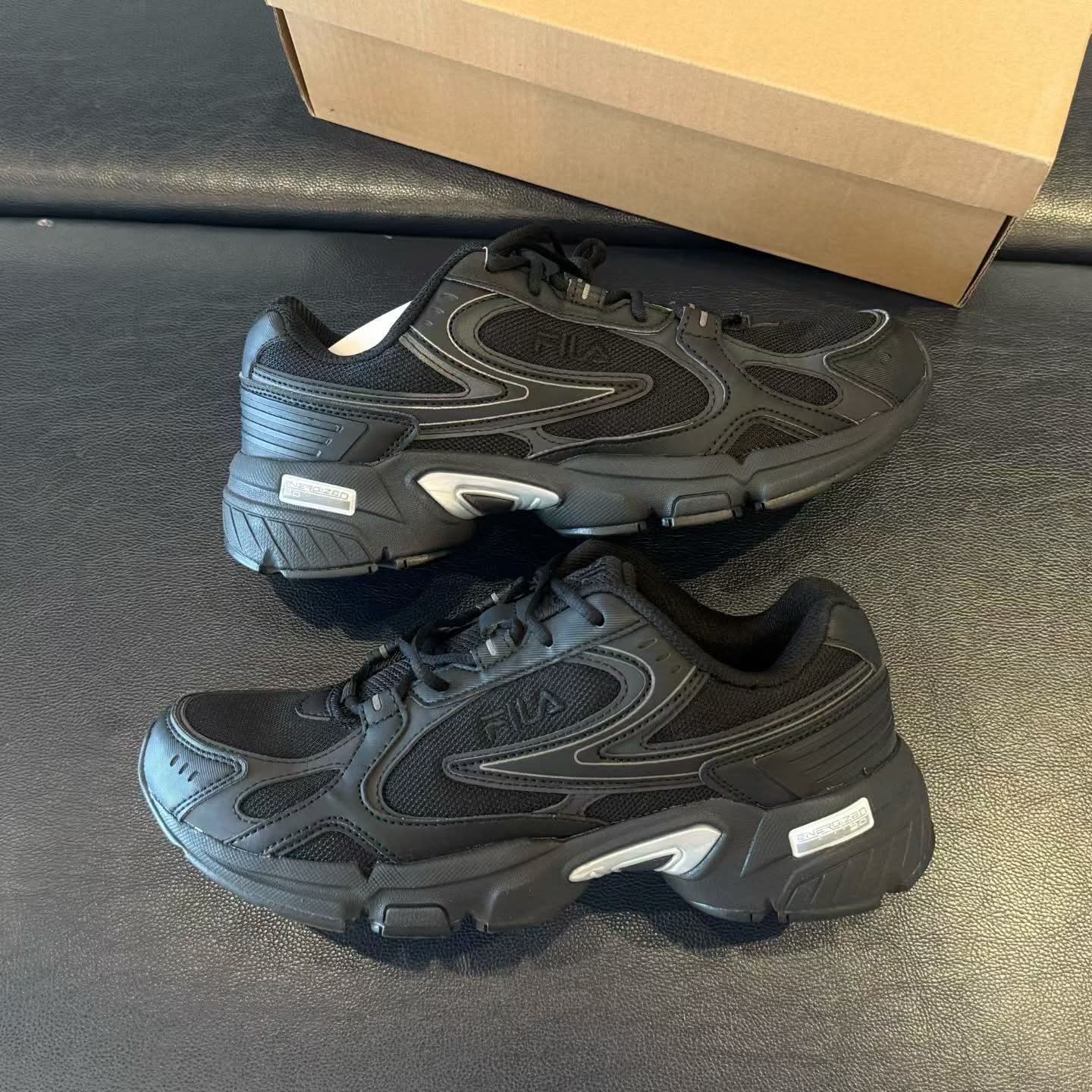 ⚡️快閃優惠⚡️韓國直送 FILA Recharge Runners Sneakers ❤️‍🔥截單日6月27日 ❤️‍🔥 3 周到港