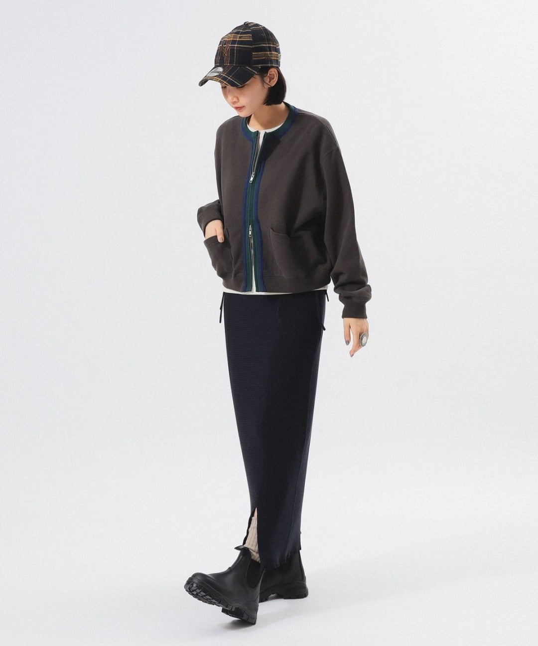 Three -Tone Sweat Cardigan - HLY & CHOCCICO