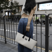 韓國直送Alice Martha Nuel Canvas bag HLY & CHOCCICO