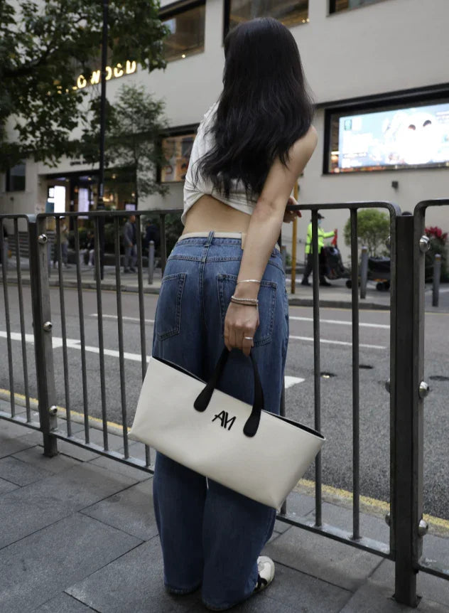 韓國直送Alice Martha Nuel Canvas bag - HLY &amp; CHOCCICO