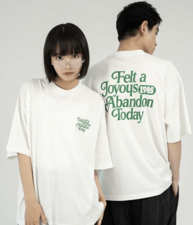 日本直送Assorted Graphic Tee HLY & CHOCCICO