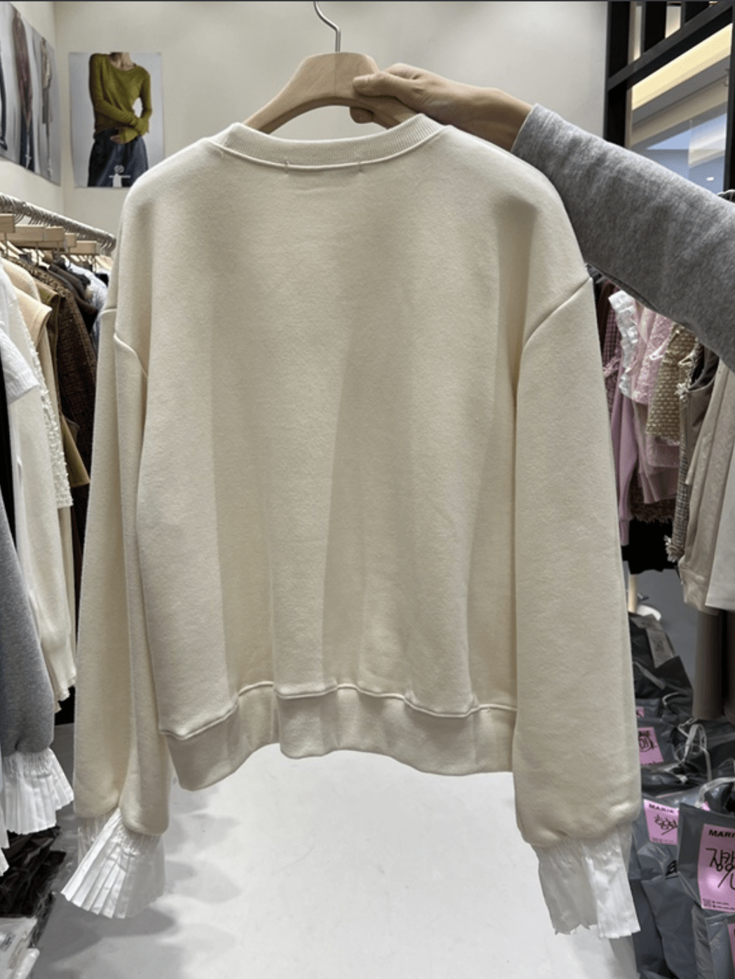 韓國直送Blossom Chic Sweater - HLY & CHOCCICO