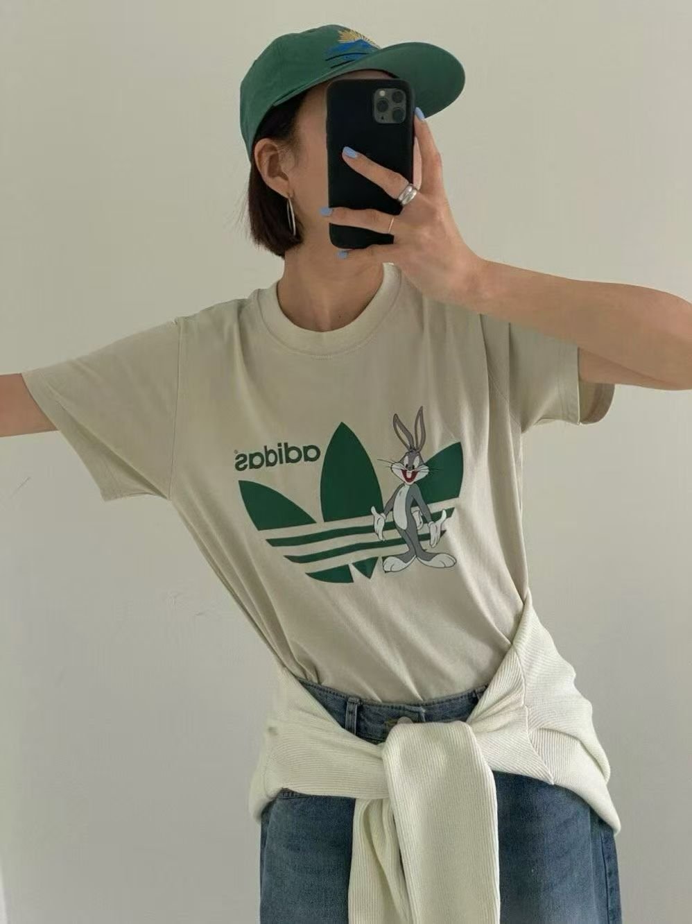 韓國直送Bugs Bunny Graphic Tee - HLY &amp; CHOCCICO