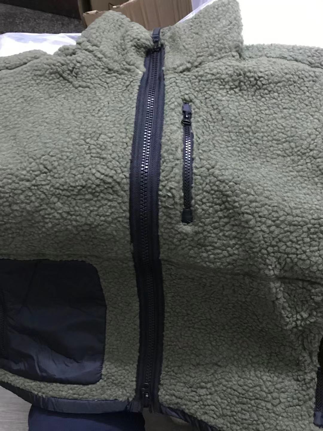 Canada Goose羊羔絨外套 - HLY & CHOCCICO