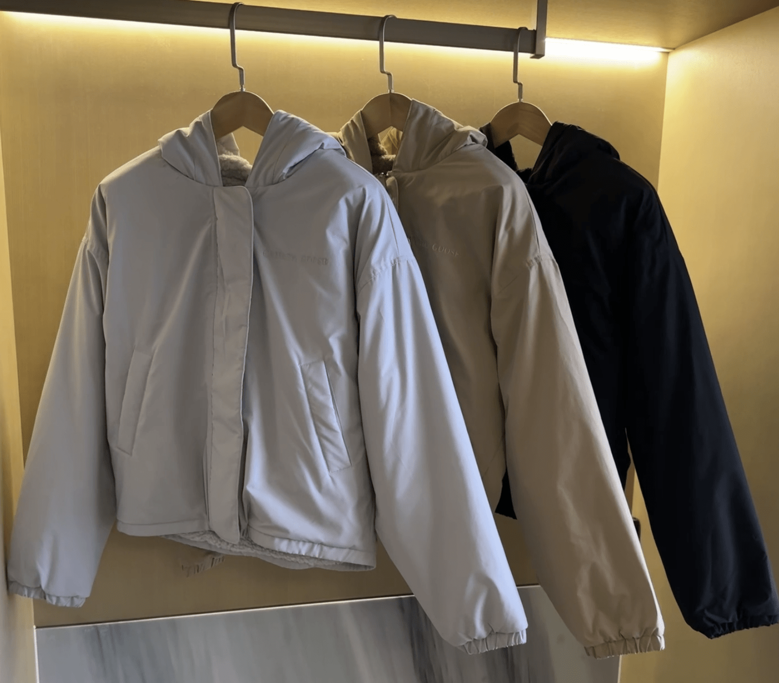 CANADA GOOSE Alberni Reversible Fleece Bomber - HLY & CHOCCICO