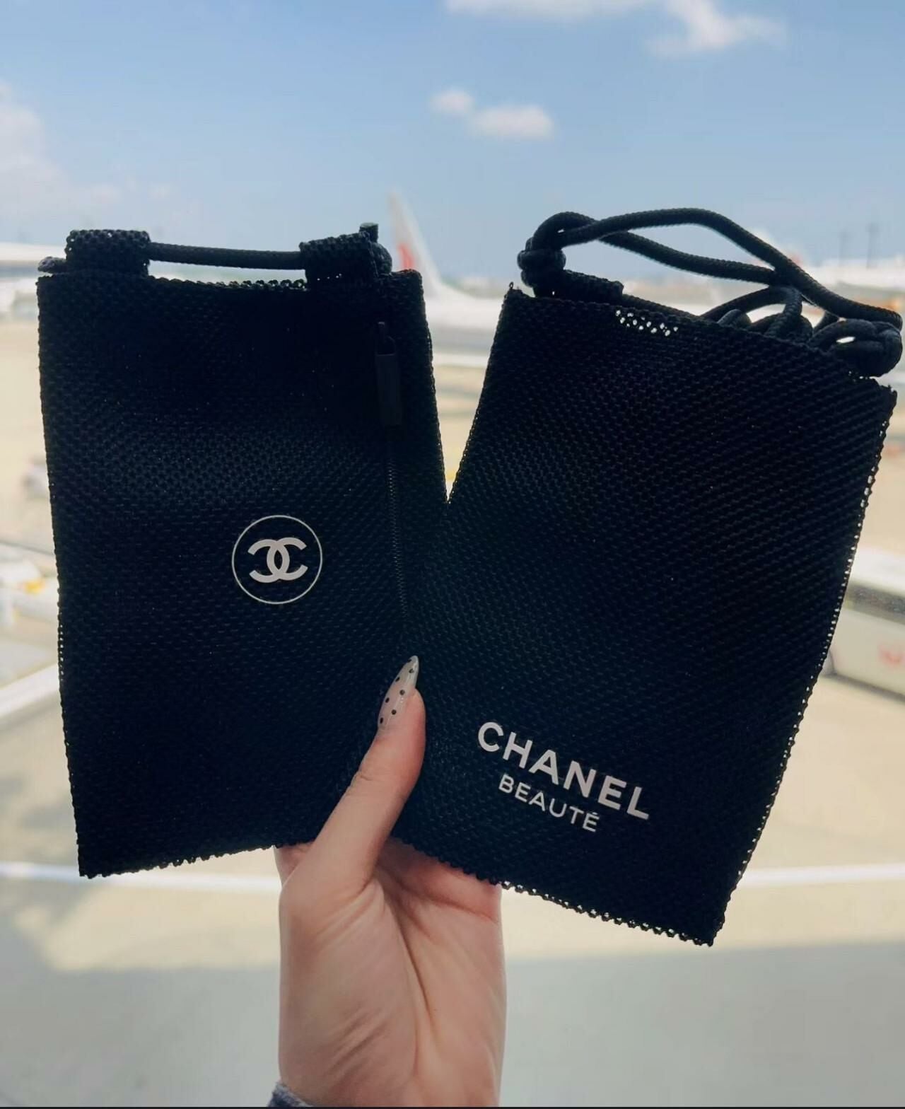 Chanel 限量實用護照袋 - HLY & CHOCCICO