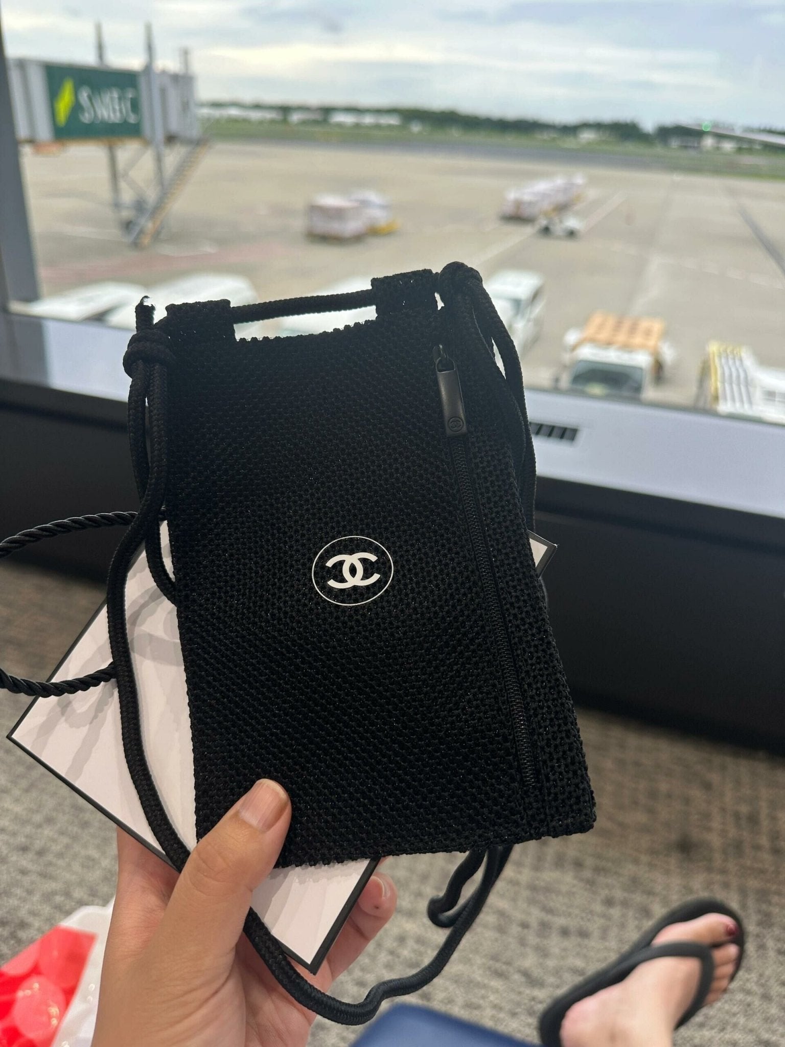 Chanel 限量實用護照袋 HLY & CHOCCICO