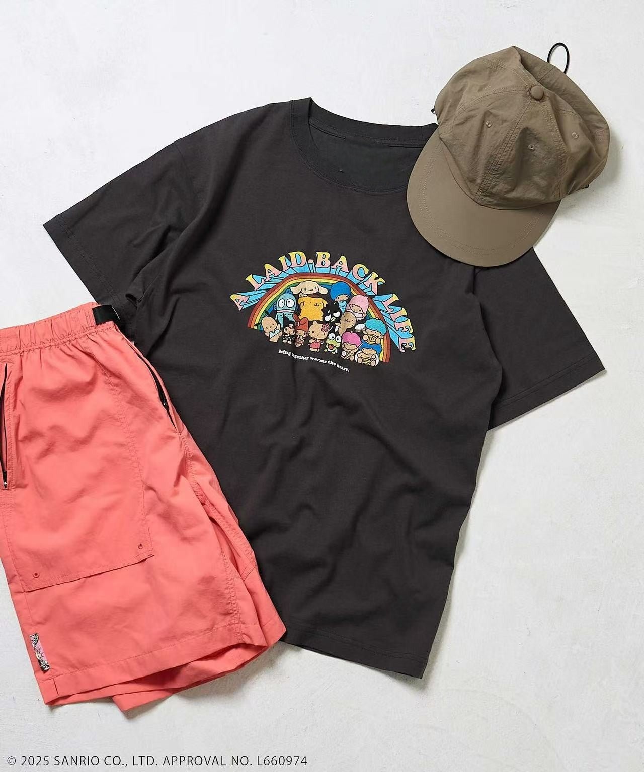 Characters Rainbow Rock Tee - HLY & CHOCCICO