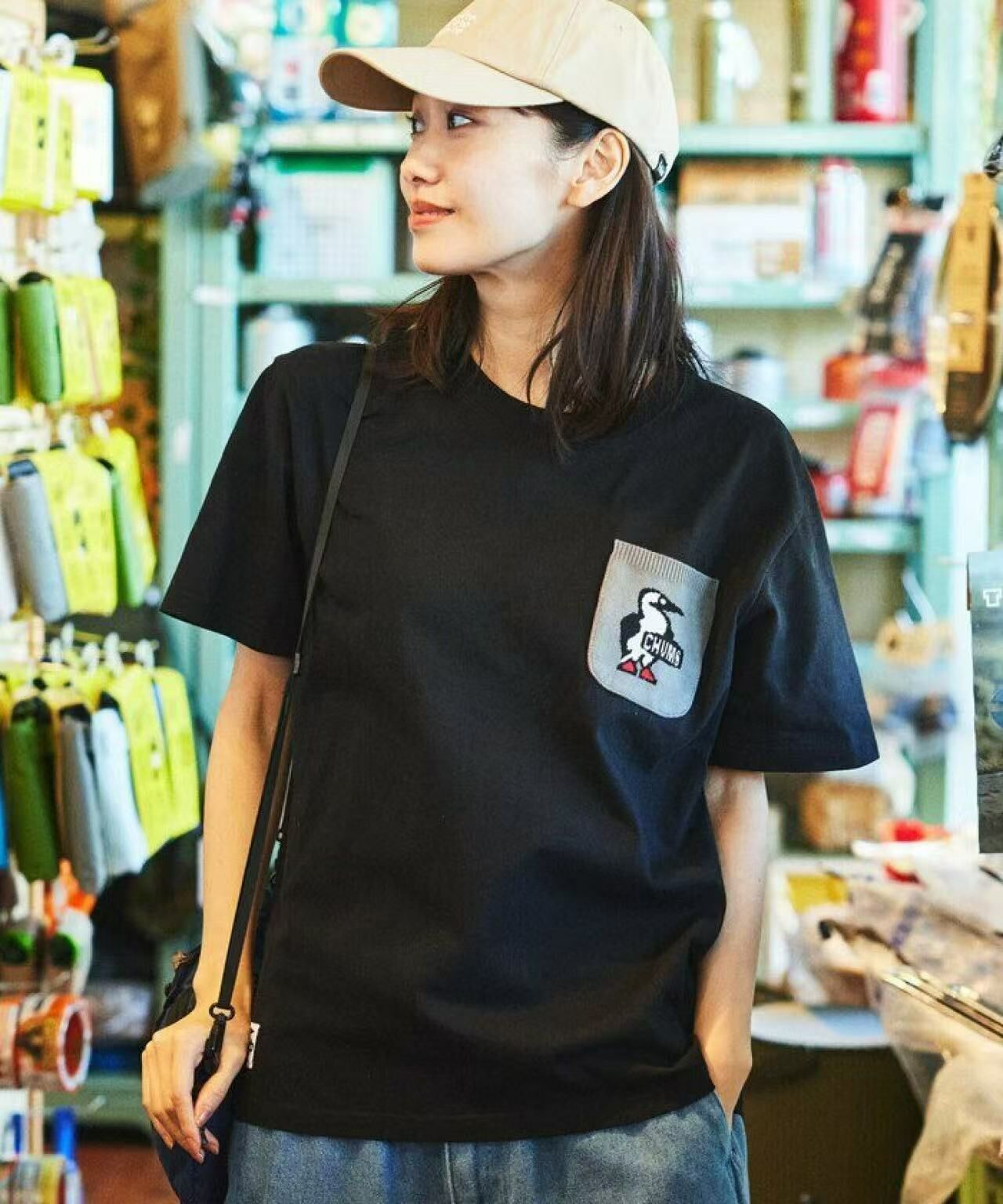 CHUMS 別注 Booby Bird Knit Pocket T-shirt - HLY & CHOCCICO