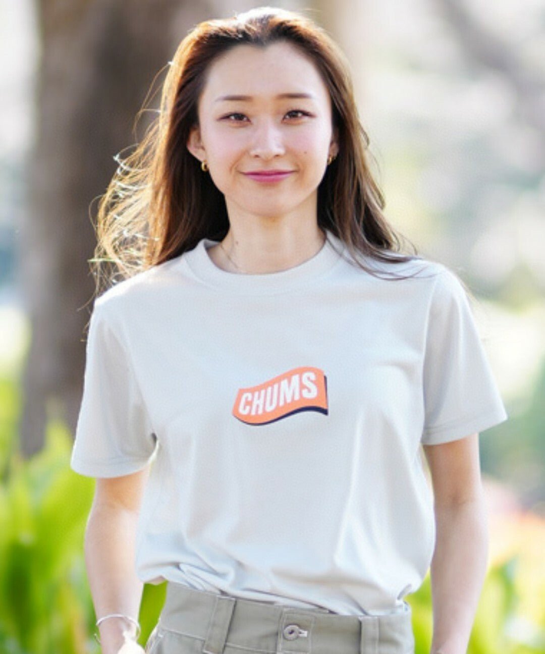 CHUMS Let's go out on holiday tee -4 Color HLY & CHOCCICO