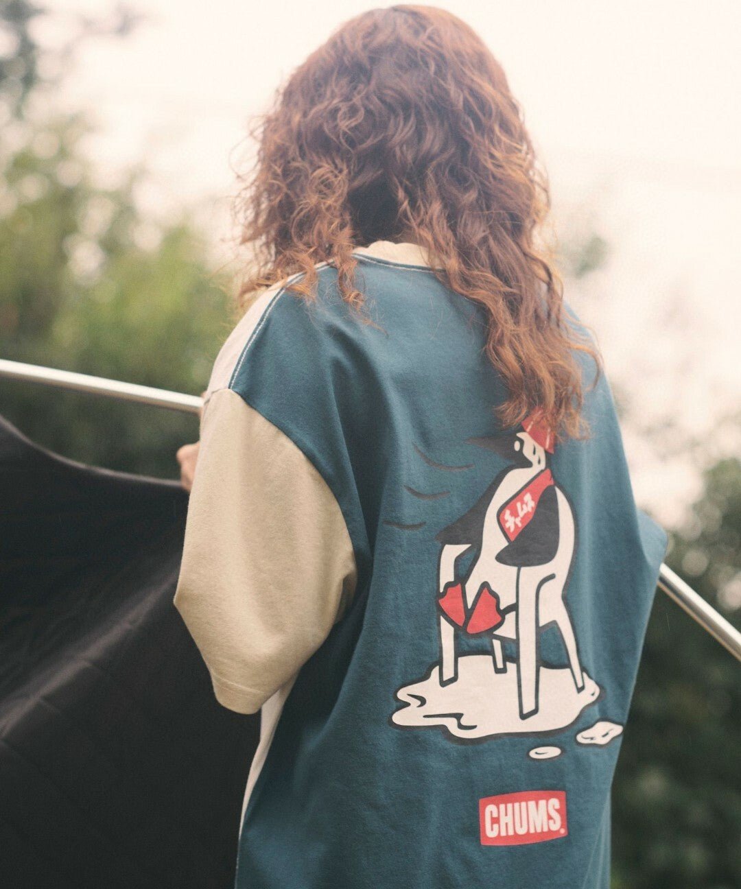 CHUMS  SAUVENIR Tee -4 Color - HLY & CHOCCICO