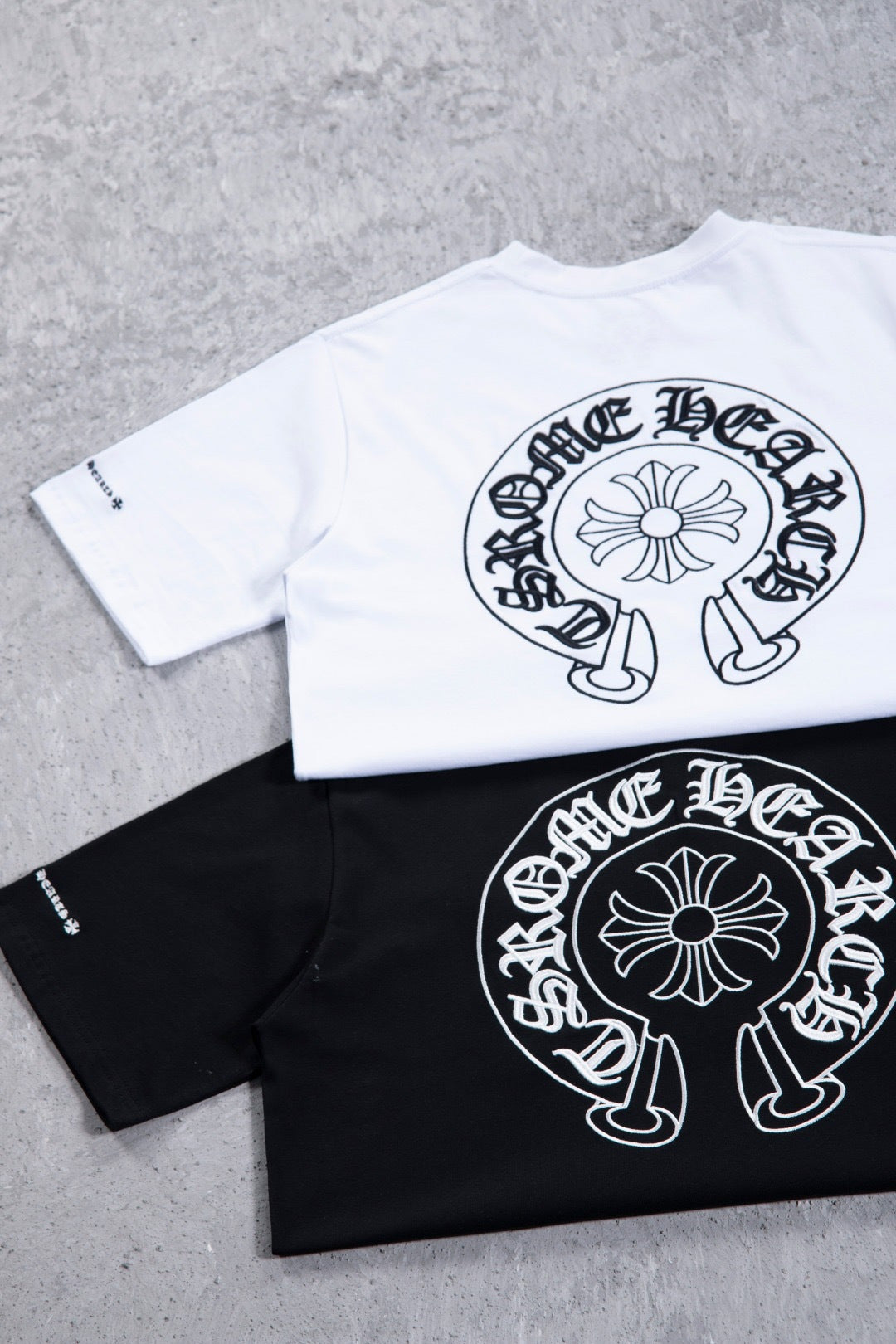 CH Coss Tee