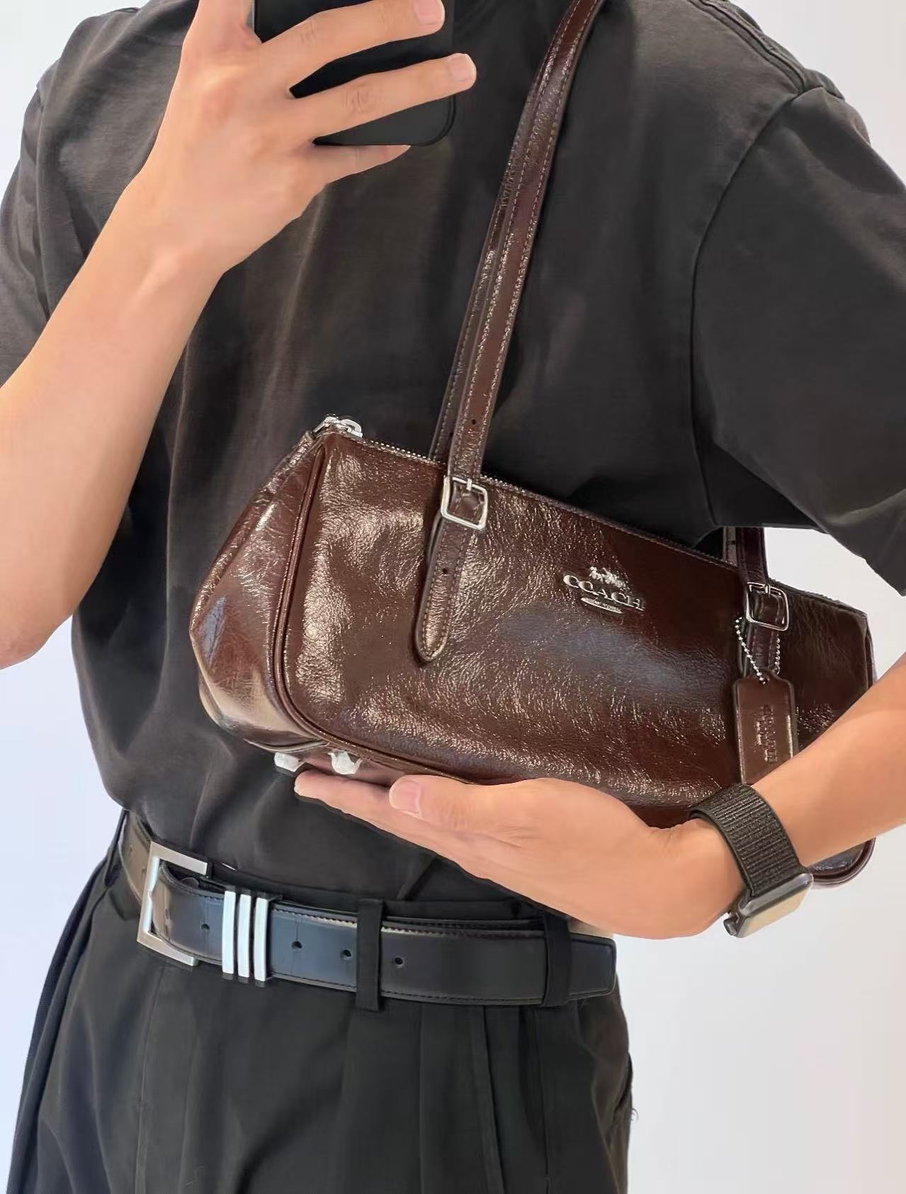 Coach Asher Shoulder Bag - HLY &amp; CHOCCICO