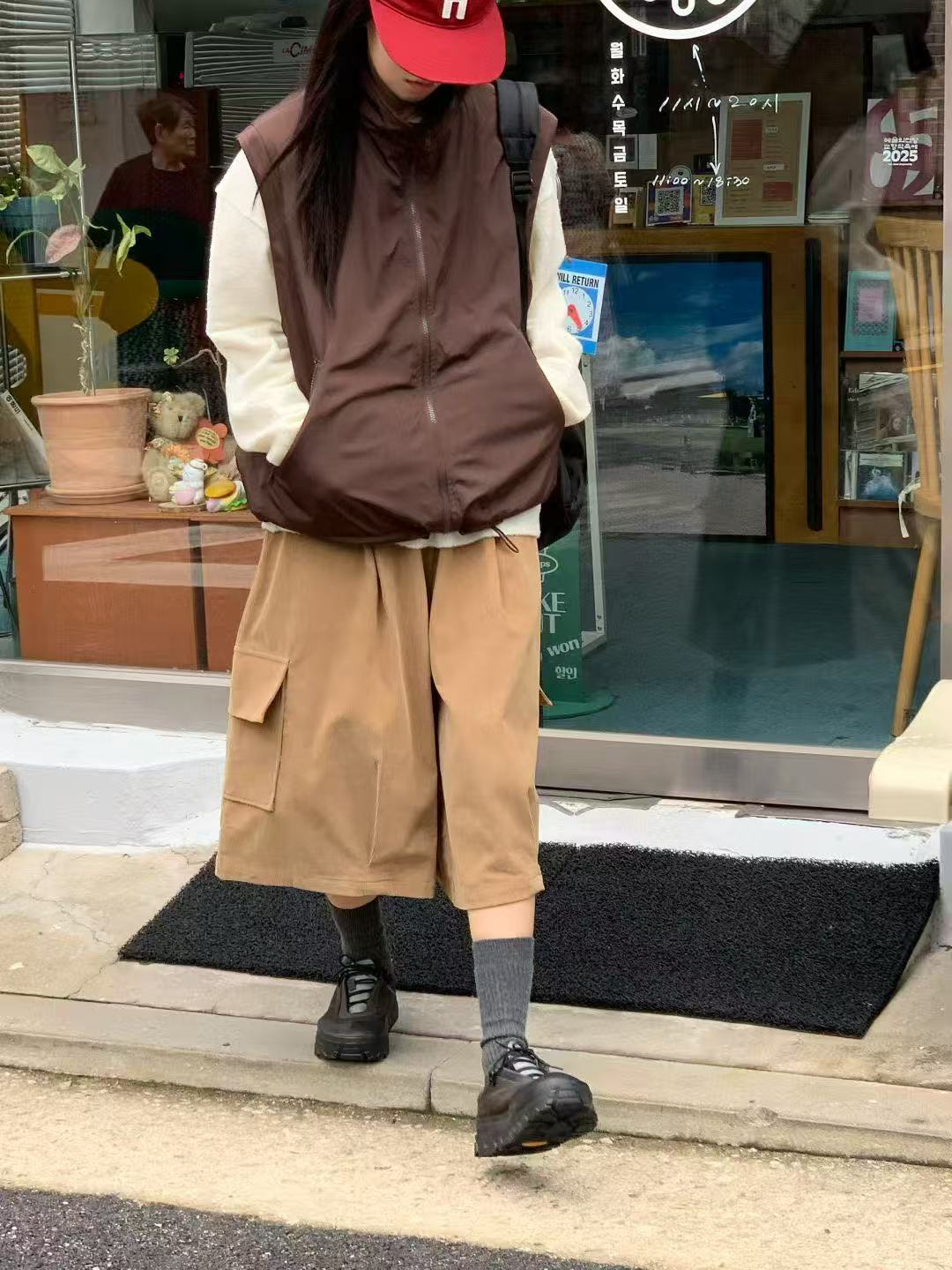 韓國直送Cozy Cloud Sweater／Casual Cargo Skirt ／Sleek Puffer Vest - HLY & CHOCCICO