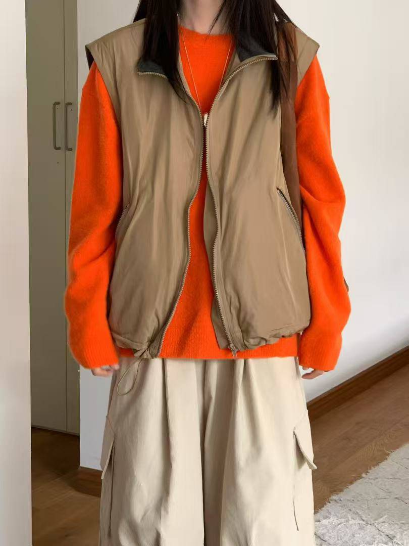 韓國直送Cozy Cloud Sweater／Casual Cargo Skirt ／Sleek Puffer Vest - HLY & CHOCCICO